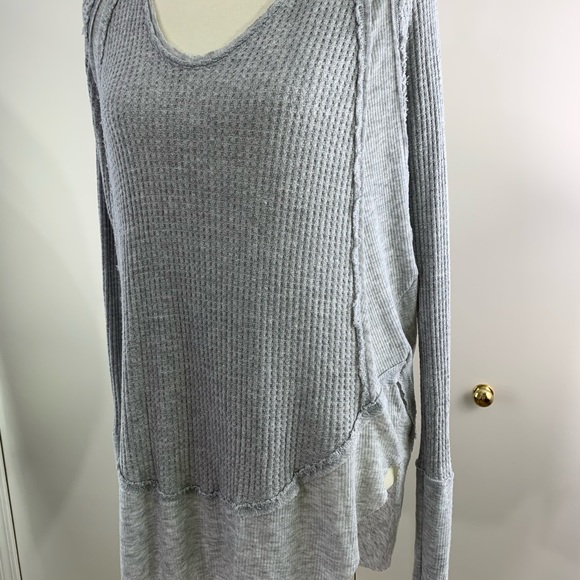 Free People S We the Free Grey thermal  tunic - Picture 5 of 8
